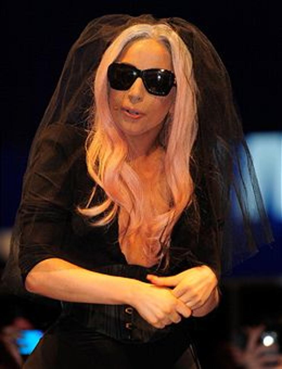 Lady Gaga Passes 10 Million Followers
