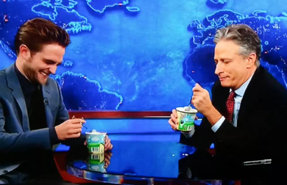 Robert Pattinson on ‘The Daily Show’ [VIDEO]