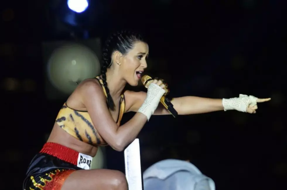 Watch Katy Perry ROAR In New Video