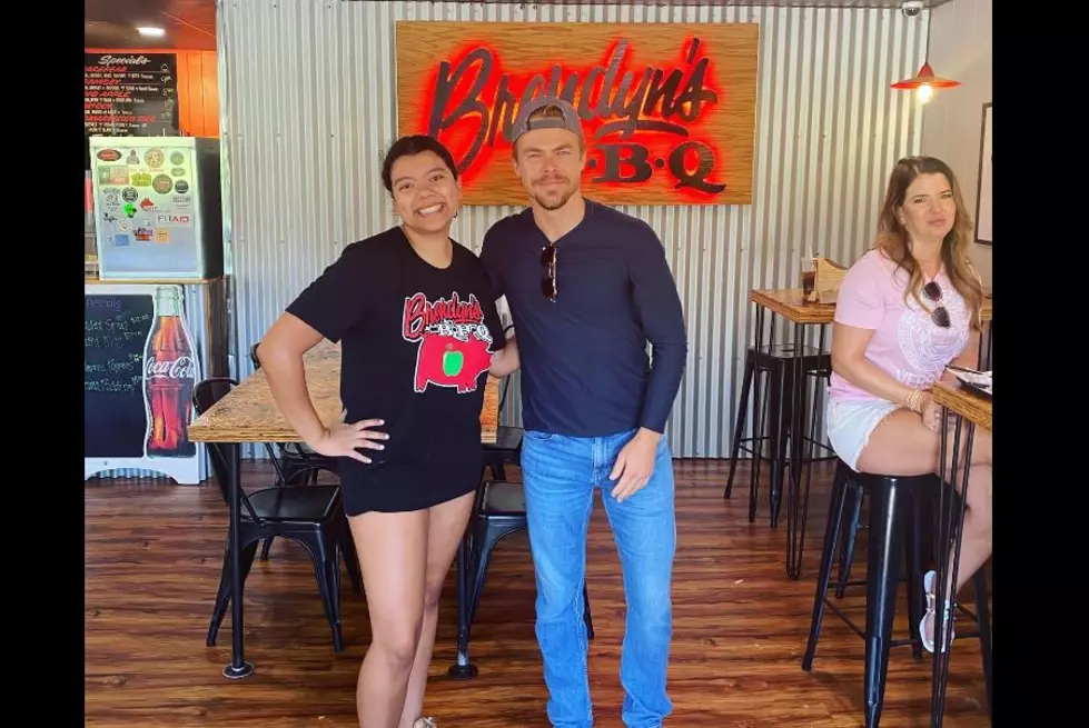 Dancing With The Stars Alumni Derek Hough Spotted At BBQ Spot In Nacogdoches, Texas