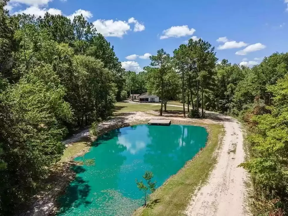 True East Texas Living With This “Tiny Home” In Huntington, Texas