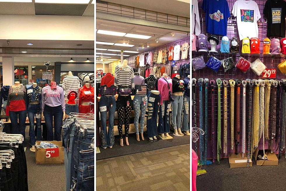 Clothing Business In Lufkin Mall For Sale