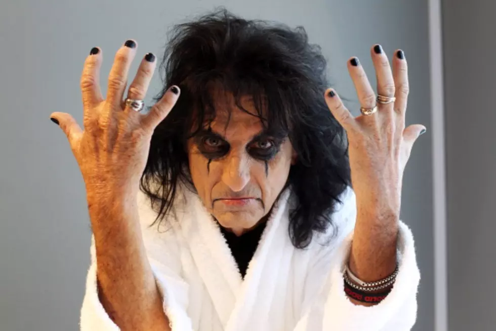 Alice Cooper Will Be Beamed To The UK