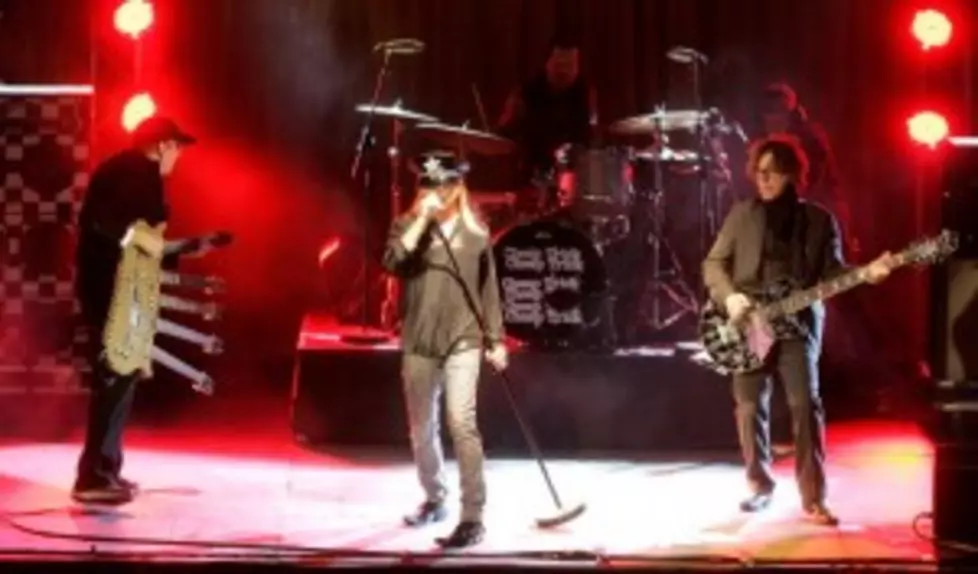 Stage Collapses at Cheap Trick Show