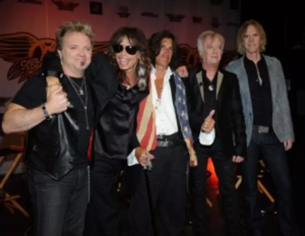 Aerosmith&#8217;s Tom Hamilton Sends Out Holiday Greetings and Talks North American Tour [VIDEO]