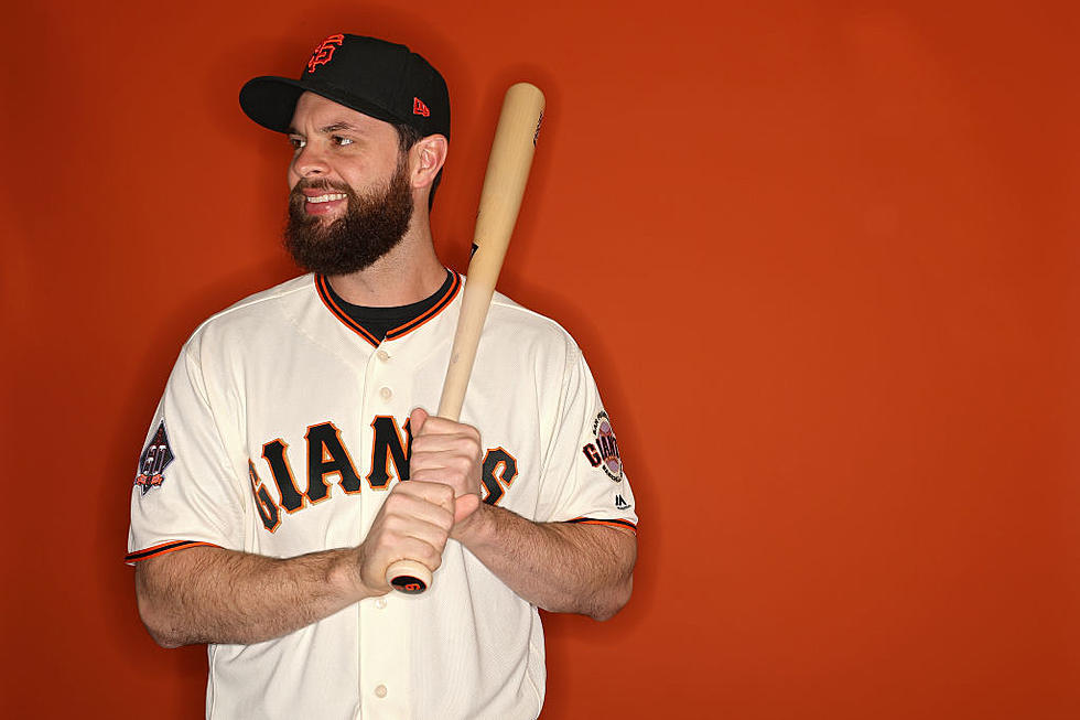 Brandon Belt Is Back With Another Chance To Win Money For Christmas