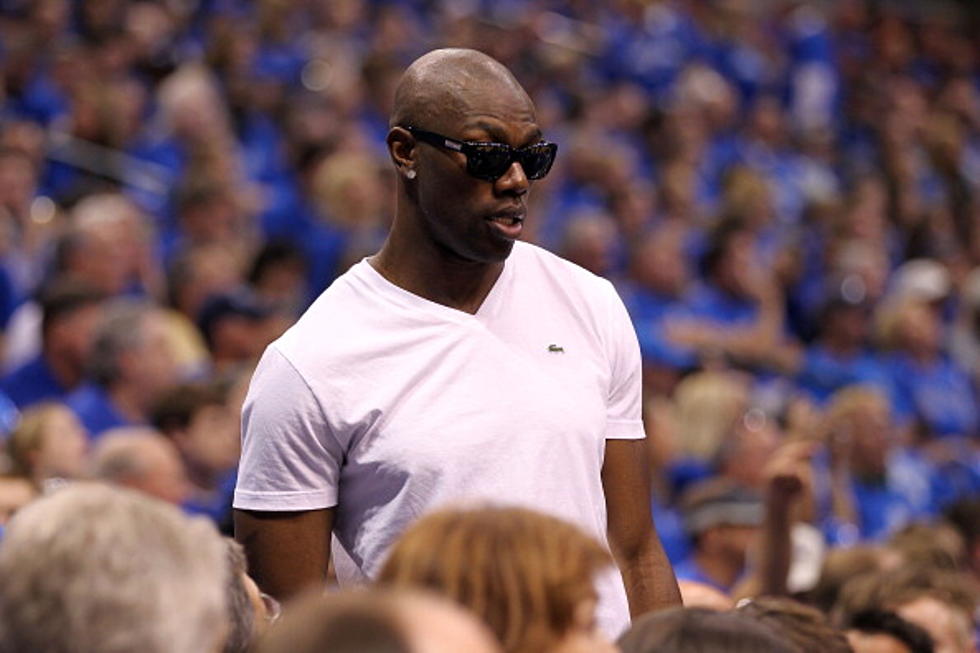 Terrell Owens Confronted on Dr. Phil, Called Deadbeat Dad