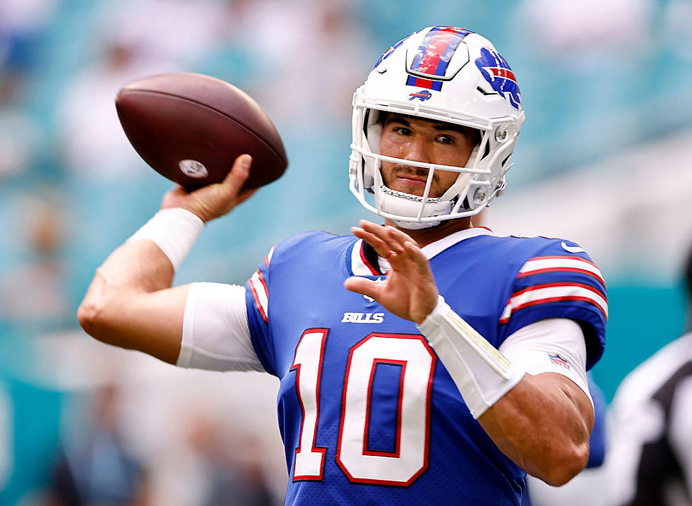 Former Bills QB signing with the Pittsburgh Steelers
