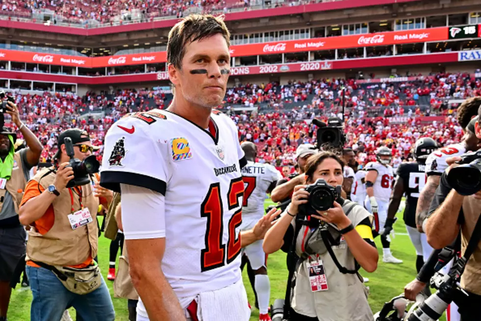 Looks Like Tom Brady Isn’t Leaving the NFL For a While