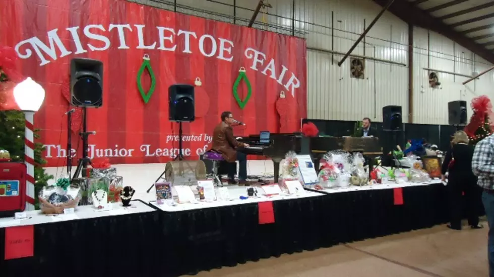 Junior League Mistletoe Fair This Weekend in Texarkana