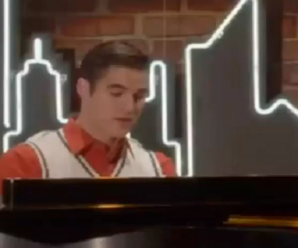 Glee" Pays Tribute to Billy Joel Tonight; He's "Very Happy" About It,  Though Has "Never Seen the Show"