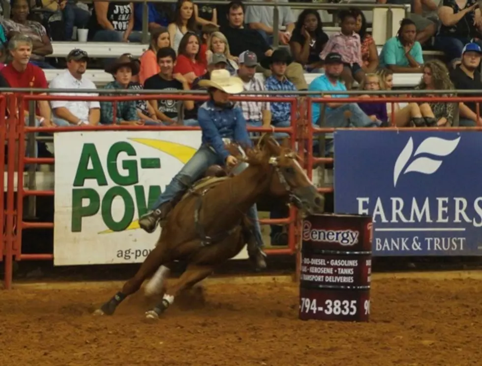 Barrel Racing at the Four States Fair &#038; Rodeo [VIDEOS]