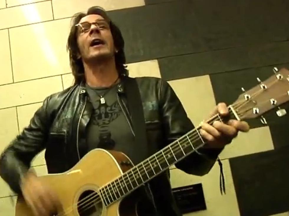 Rick Springfield Performs Live in the N.Y.C Subway [VIDEO]