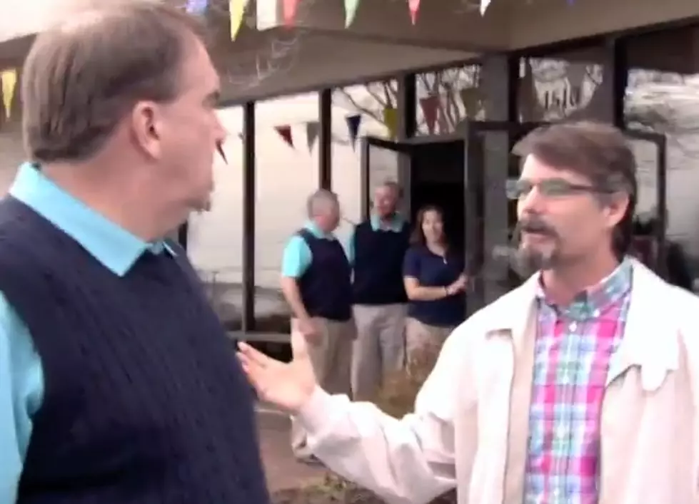 Jeff Gordon Pulls a Hilarious Prank on a Car Salesman [VIDEO]