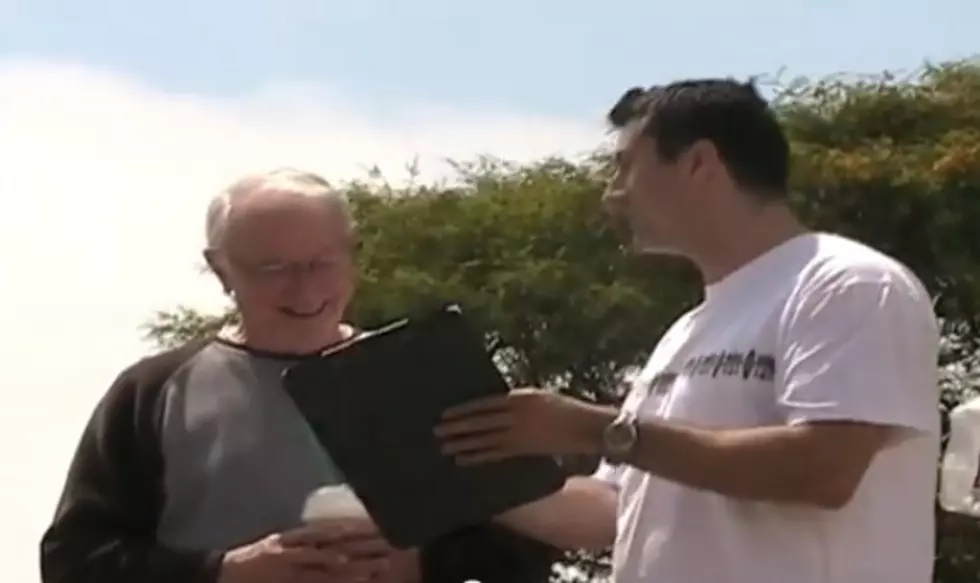What Kind of People Can Be Talked Into Signing a Petition for Anything [VIDEO]