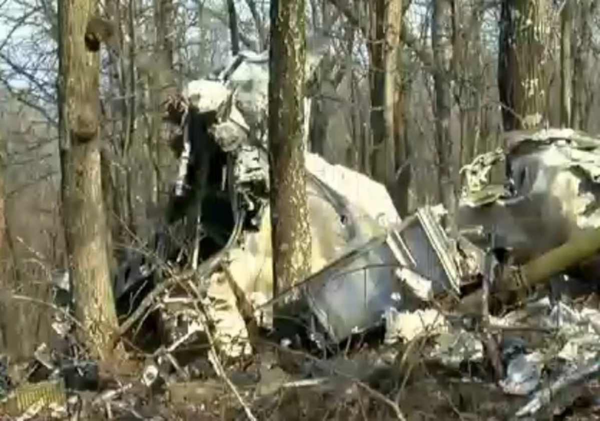 Remains of Airliner Crash Remain on Arkansas Mountain [VIDEO]