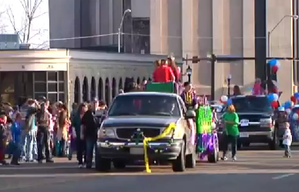 Mardi Gras 2015 Parade Route in Downtown Texarkana [VIDEO]