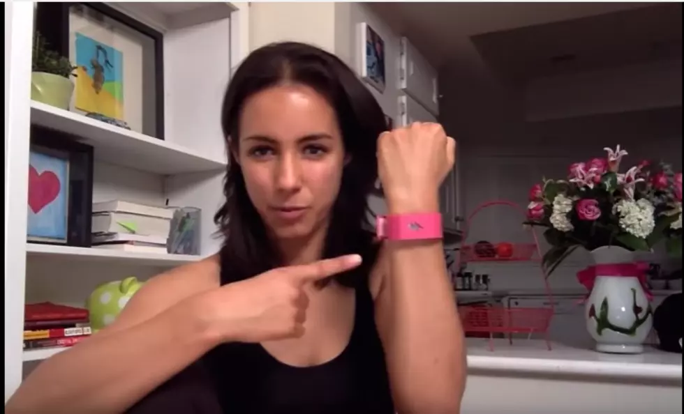 Break Your Bad Habits With a Wristband That Delivers Electric Shocks [VIDEOS]