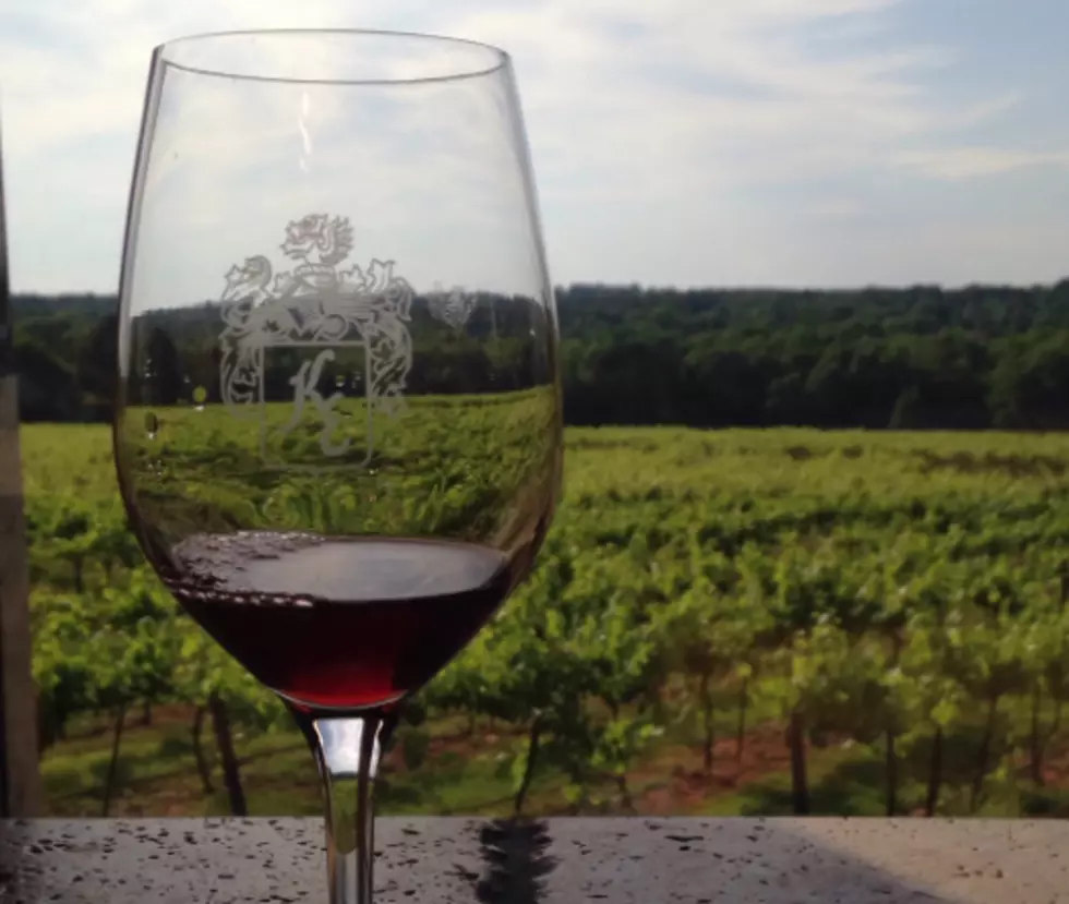 A Weekend Getaway in Tyler, Texas With Plenty of Roses And Wine