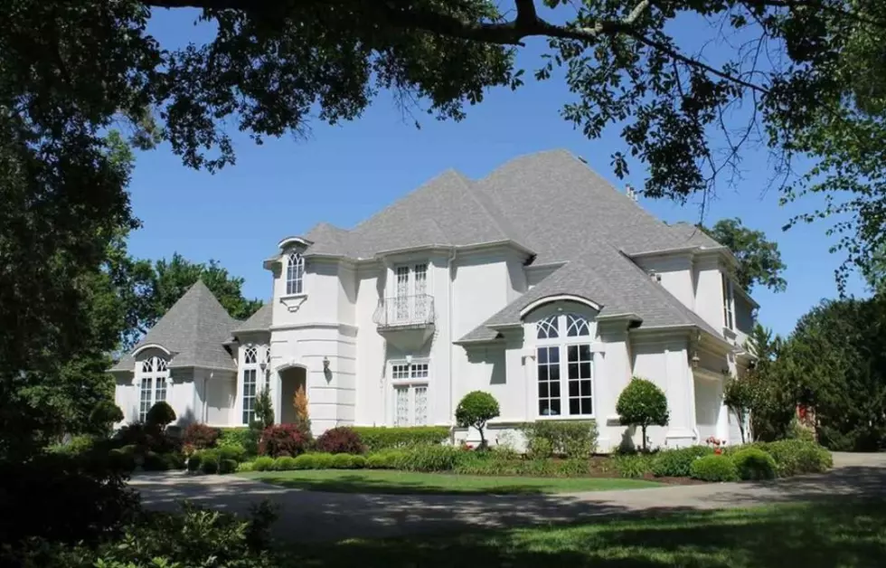 Take A Peek Inside This Million Dollar Home in The Texarkana Area