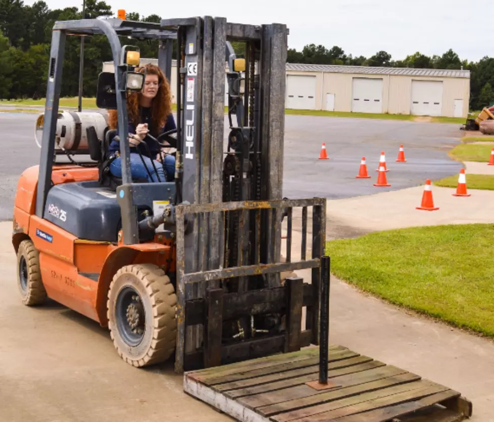 Supply Chain Management Students Participate in Forklift Training