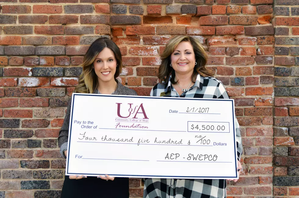 University Receives $4,500 Gift From Utility Company
