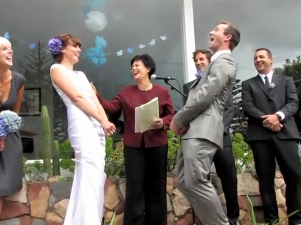 It’s All In The Pause – Very Funny Wedding [VIDEO]
