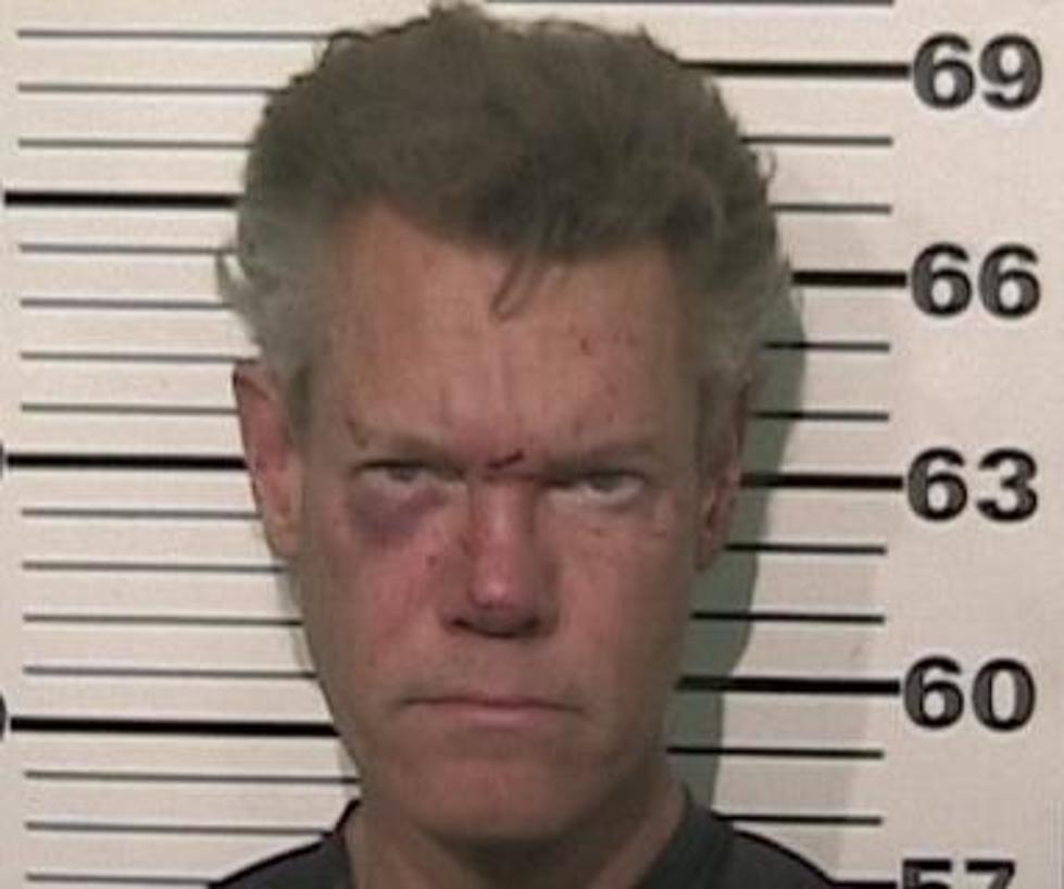 Randy Travis Story Gets More Bizarre, Entered Convenience Store Naked! [VIDEO]