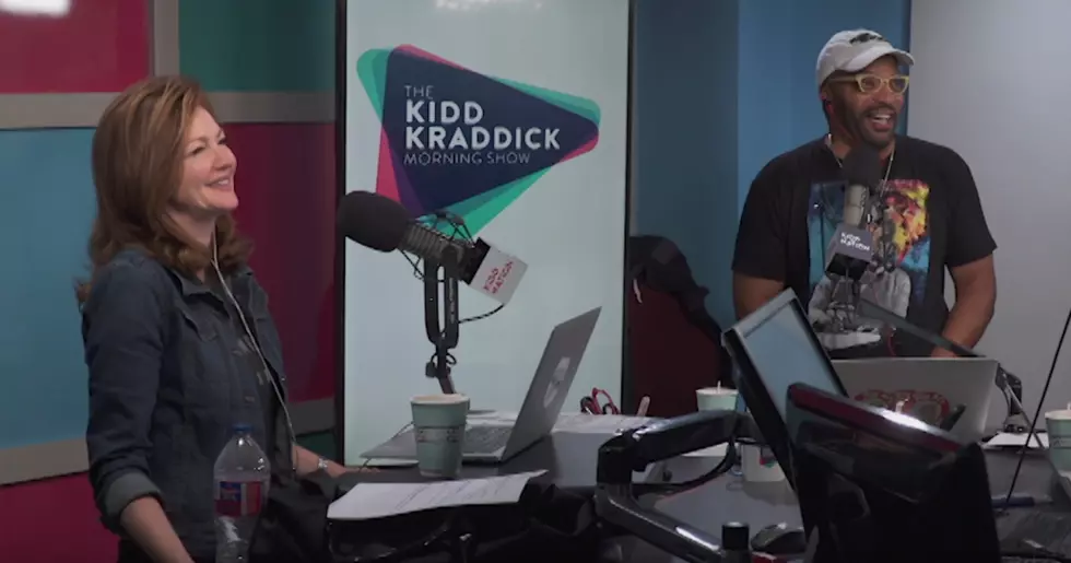 Kellie Says &#8220;Yes&#8221; To The Stretch &#8211; Kidd Kraddick Morning Show [VIDEO]