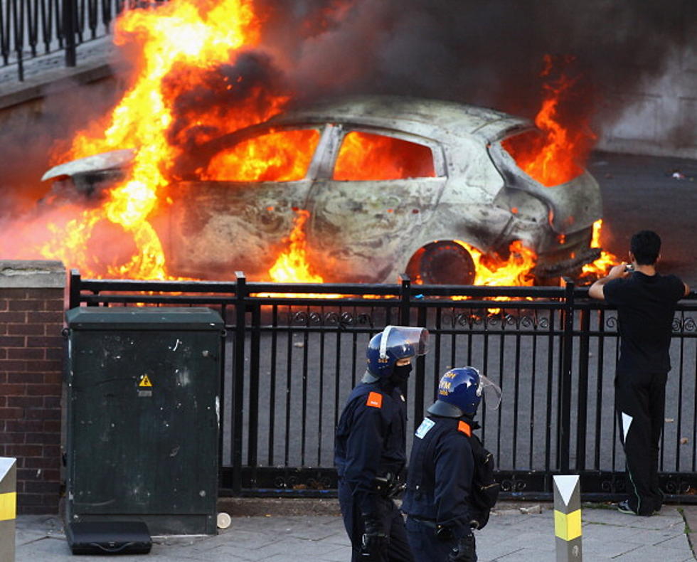 Should Twitter And Facebook Be Held Responsible For Riots In England?