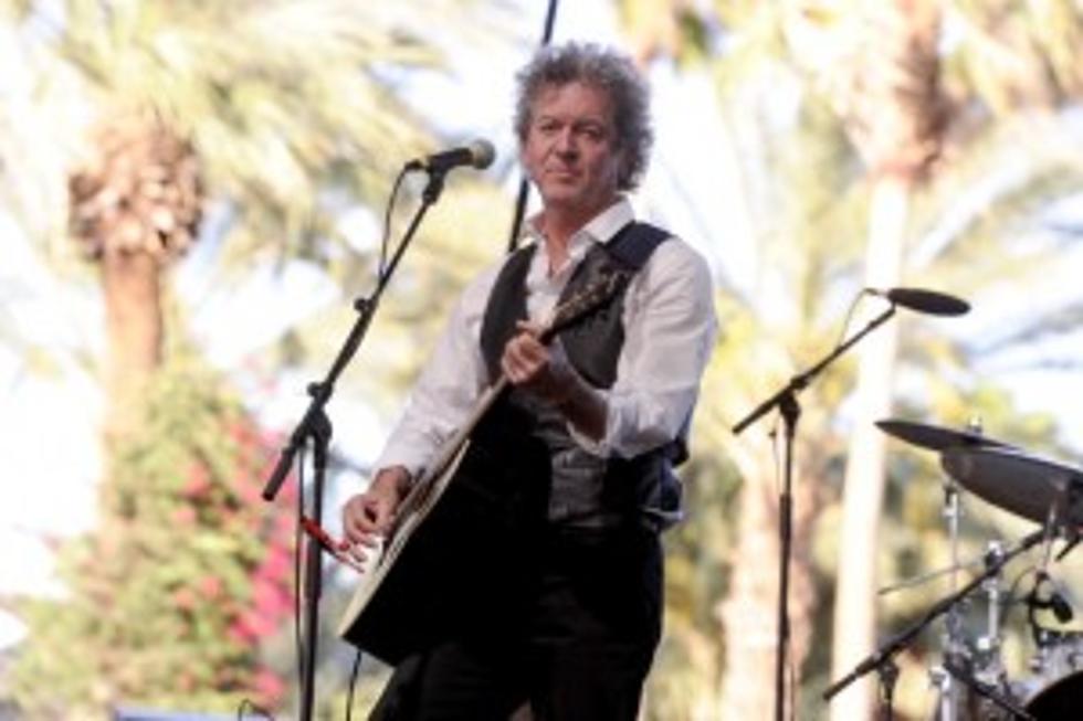 Rodney Crowell Goes Above And Beyond &#8211; Today In Country Music History [VIDEO]