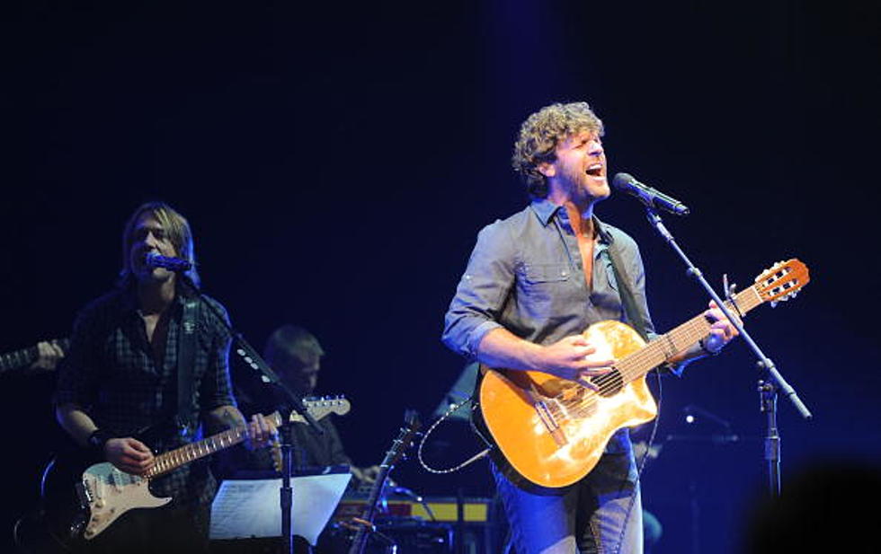 Billy Currington Gives Good Directions, Nitty Gritty Dirt Band Takes Long Hard Road – Today In Country Music History