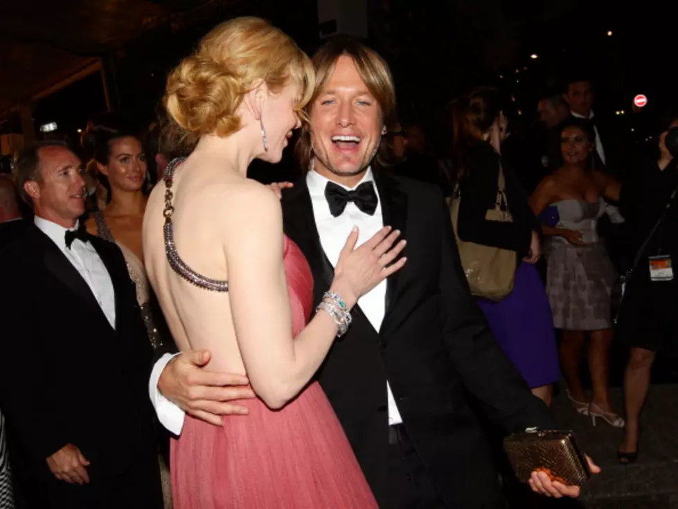 Keith Urban And Nicole Kidman Hear Bells, Trace Adkins Dreams &#8211; Today In Country Music History
