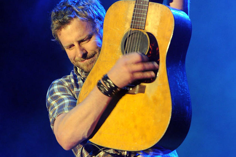 Dierks Bentley to Release Custom-Designed Guitar