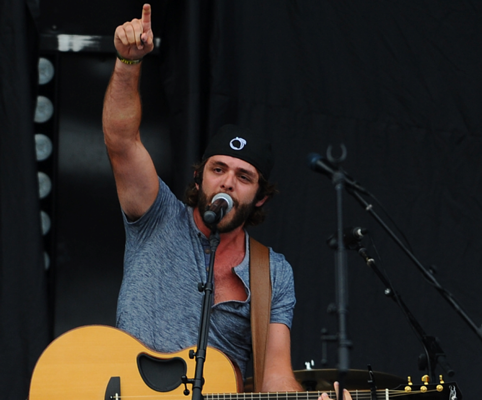 Thomas Rhett Scores His First Ever No. 1 Single With ‘It Goes Like This’