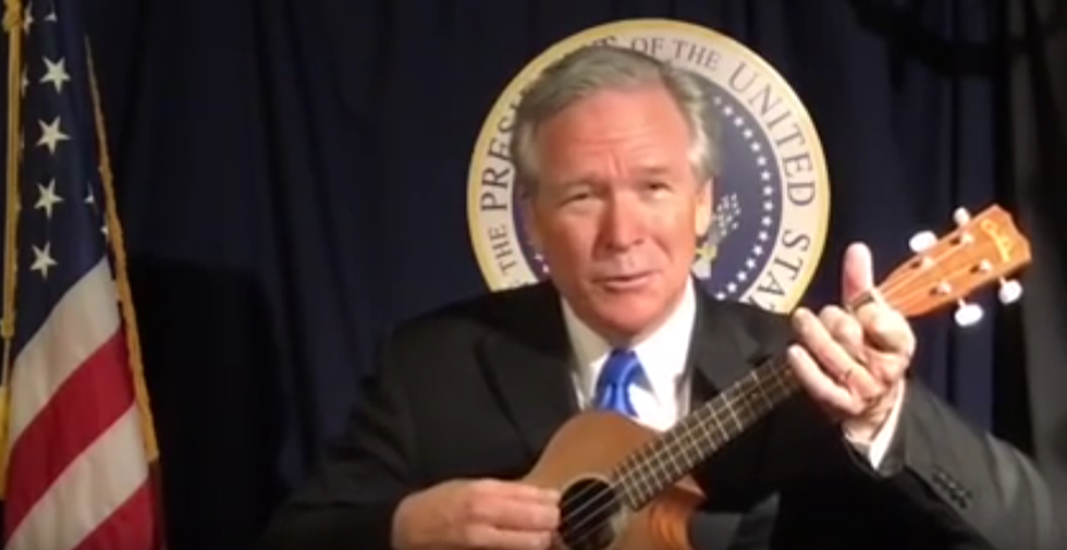 George W. Bush Impersonator Sings Hilarious Version of ‘Hallelujah’ to Donald Trump