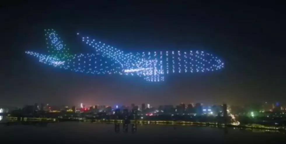 800 Unit Drone Swarm Creates Ghostly Plane Images