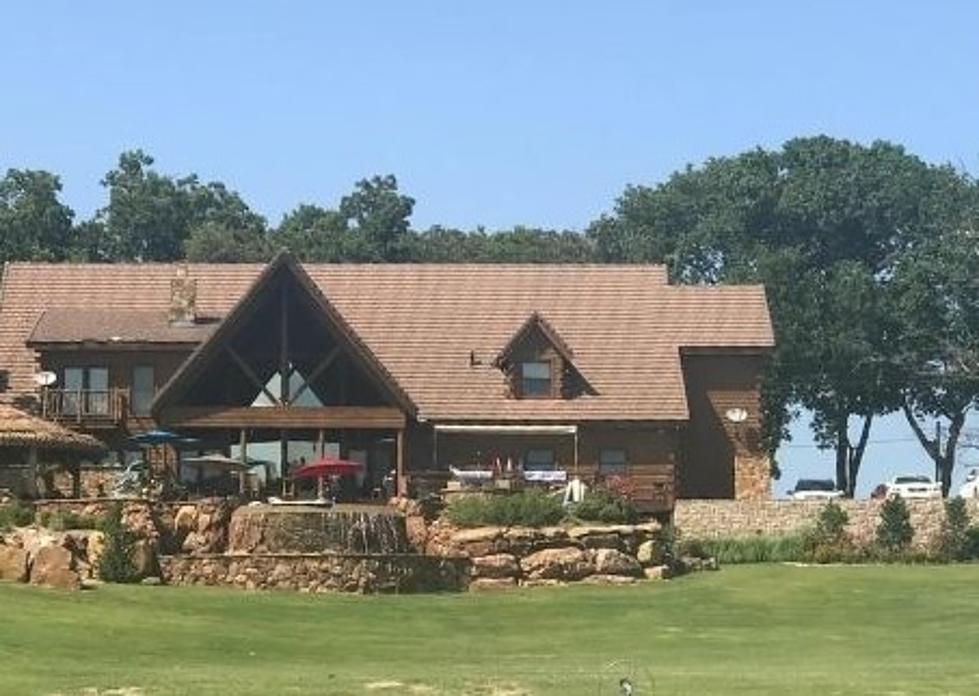 Is This $2,000 A Night Luxurious Texoma AirBnB Worth It?