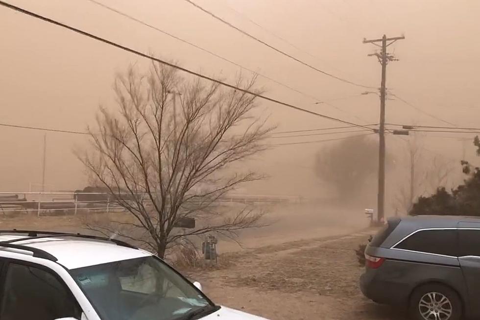 Watch: Apocalyptic Looking Dusty Sky Over Texas Goes Viral