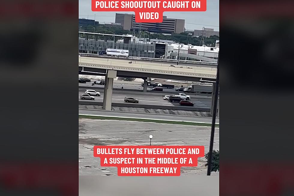 Bullets Fly During Police Shootout on Freeway in Houston, Texas