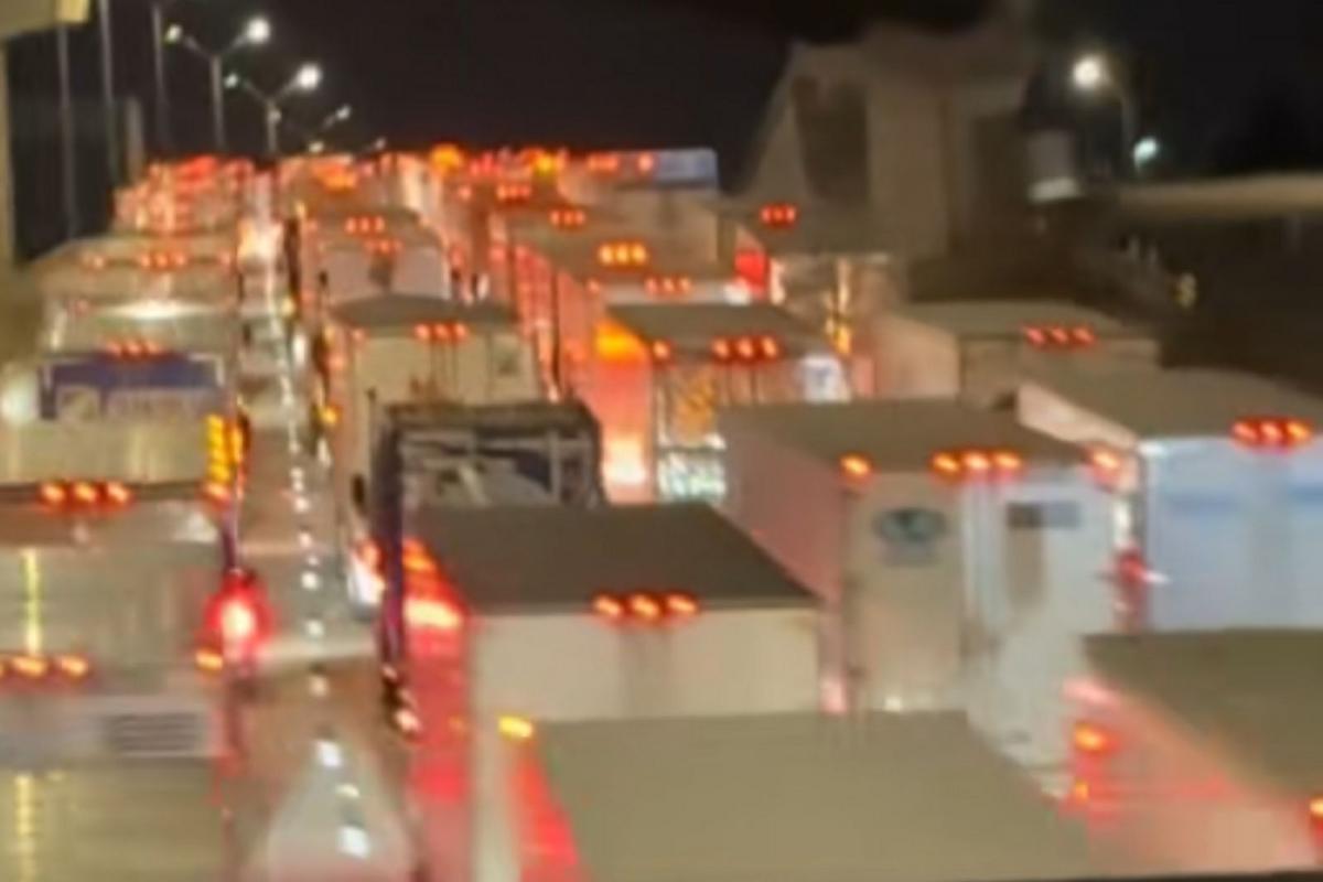 Traffic Nightmare as Semis Halted in Waco Texas