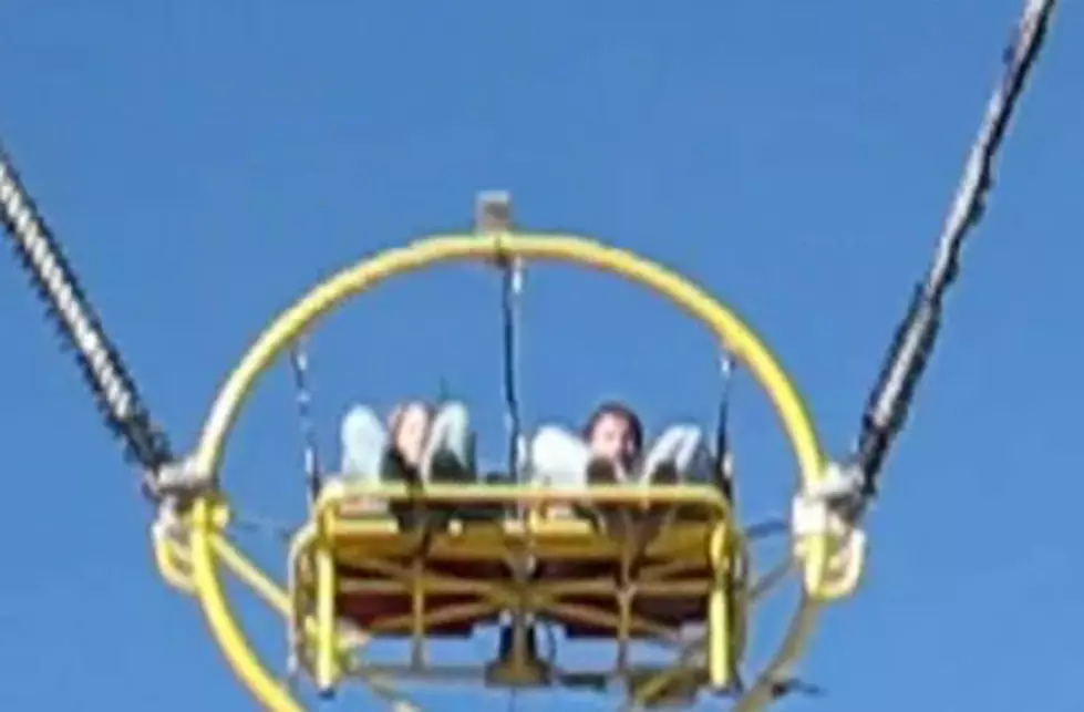 Pair Rescued After Bungee Ride At Dallas Theme Park Malfunctions