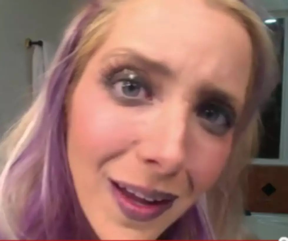 Jenna Marbles&#8217; Drunk Makeup Tutorial [VIDEO]