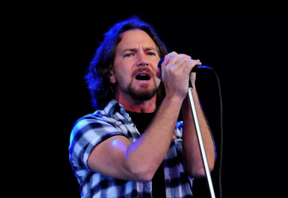 Eddie Vedder Releases Solo Track ‘Skipping’ – Listen Now!