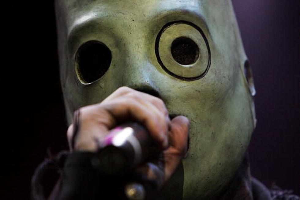 Corey Taylor Passes Out on Stage in Dallas [VIDEO]