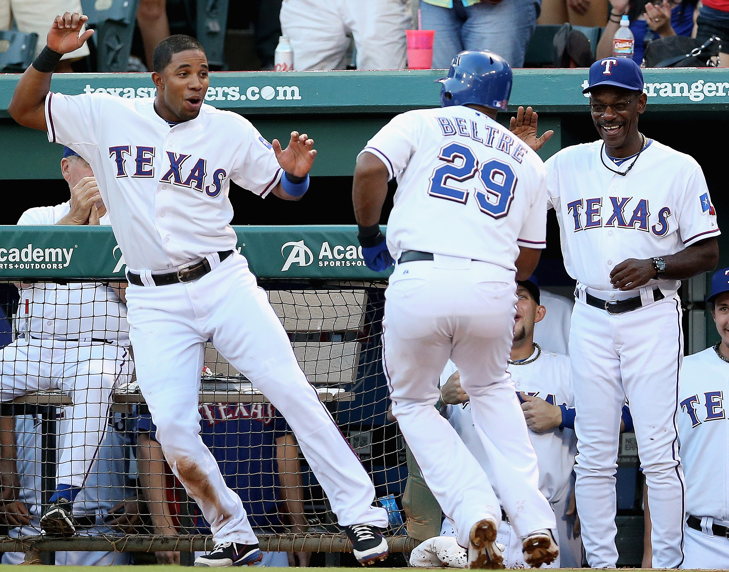 Adrian Beltre and Elvis Andrus are Best Friends [VIDEO]