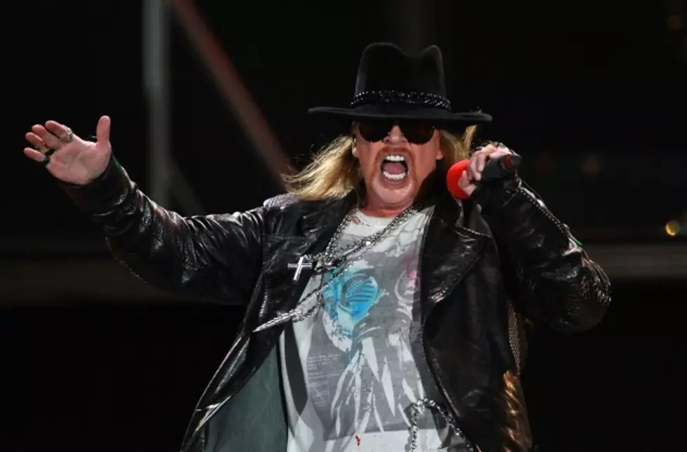 Axl Rose&#8217;s Ex-Wife Selling Love Letters and Wedding Video