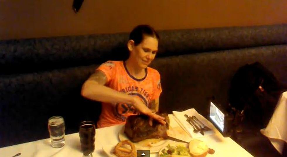 Skinny Woman Downs the 72-Ounce Steak in Less Than 3 Minutes [VIDEO]