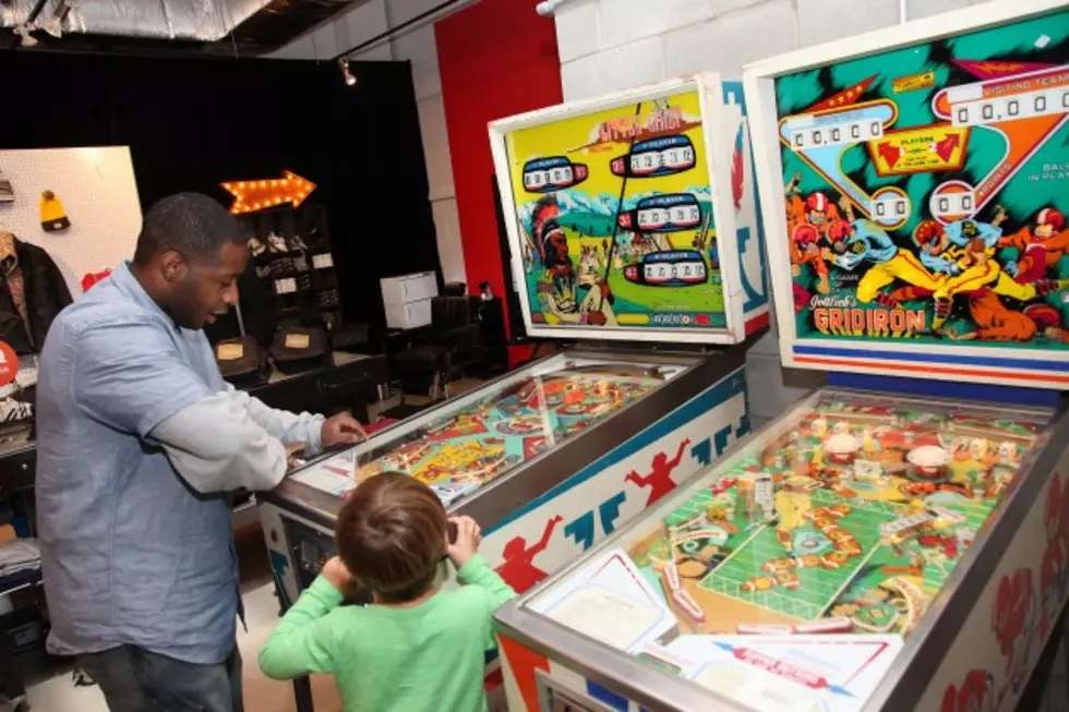 Oakland Reversing an 80 Year Old Ban on Pinball Machines [VIDEO]