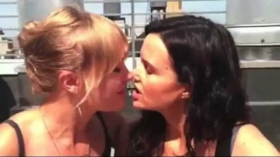 Malin Akerman and Carla Gugino Win the ALS Ice Bucket Challenge